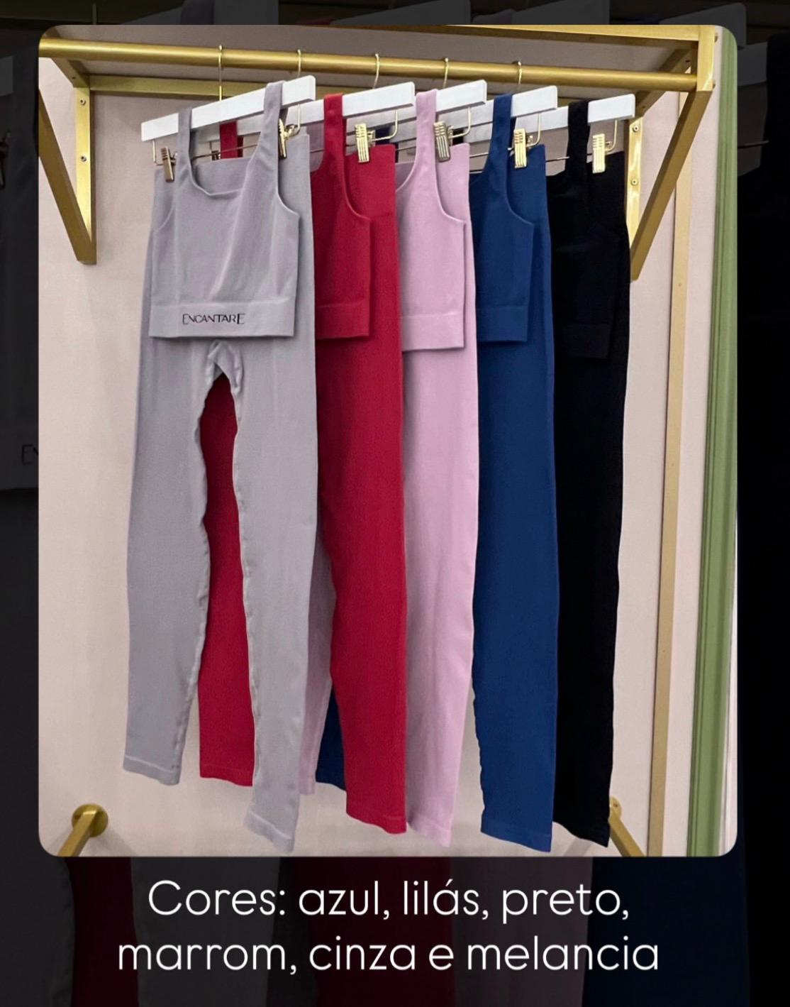 Conjunto Tradicional Top + Calça