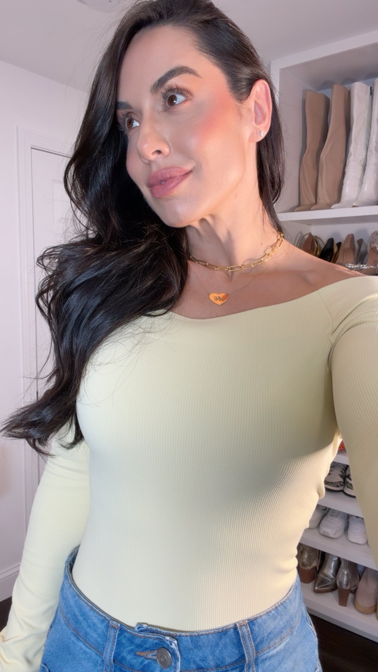 BODY OMBRO A OMBRO CANELADO