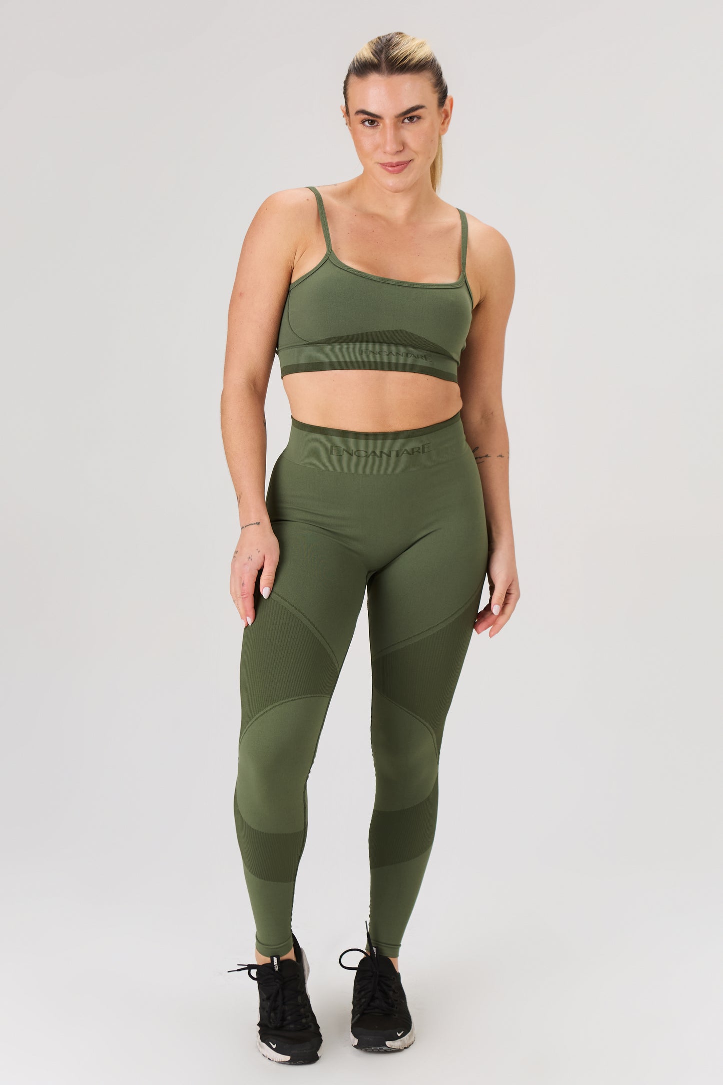 Conjunto Fitness Top Alcinha + Calça Legging