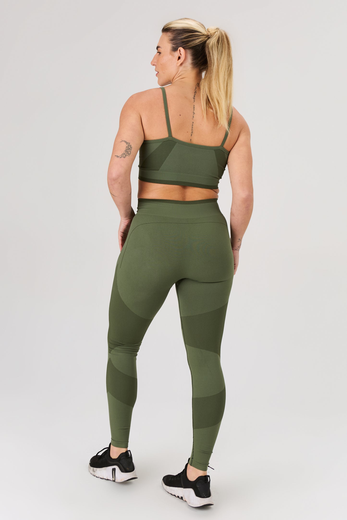 Conjunto Fitness Top Alcinha + Calça Legging