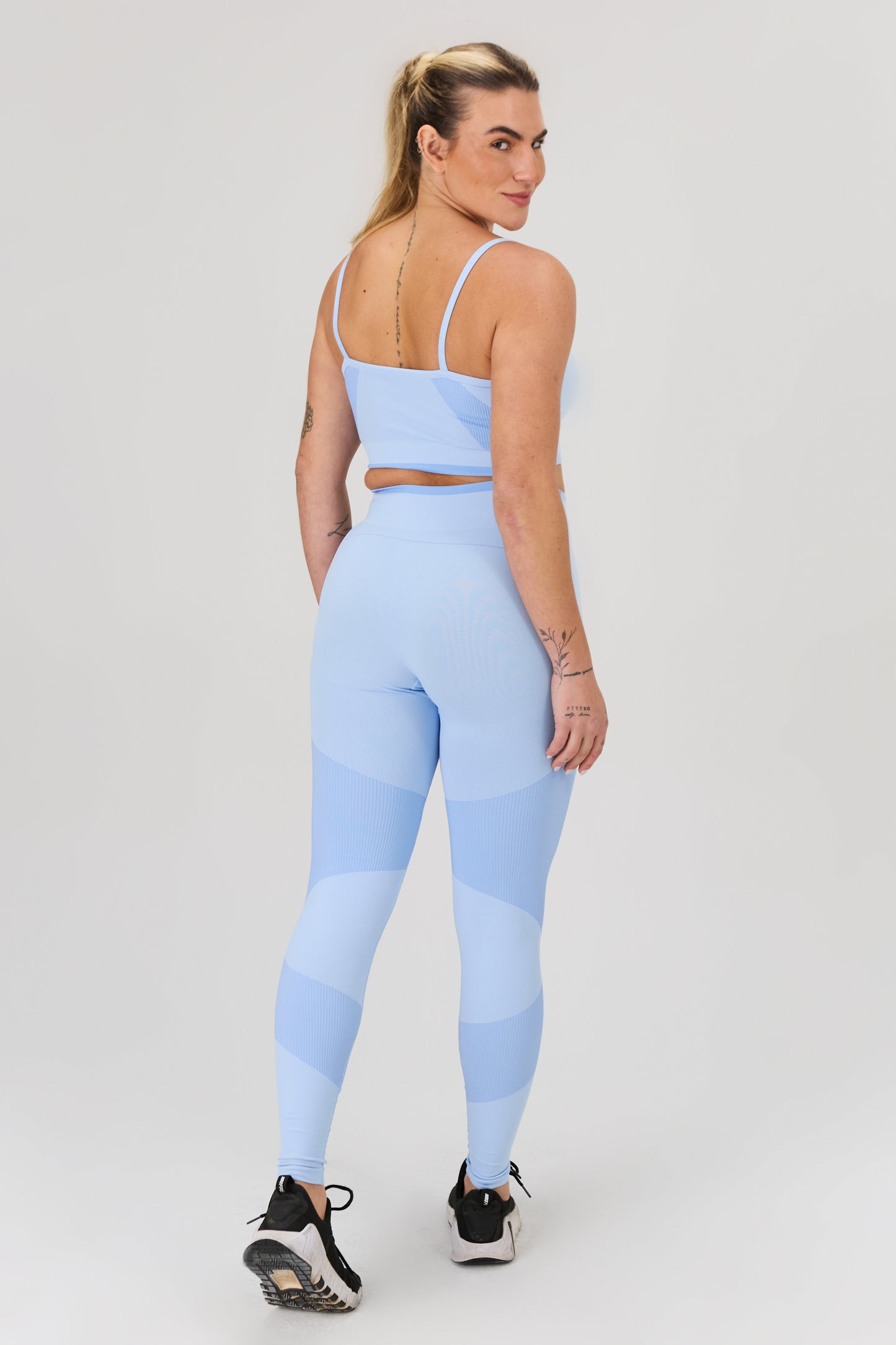 Conjunto Fitness Top Alcinha + Calça Legging